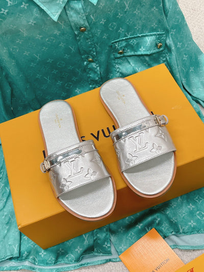 Louis Vuitton Lock It  Flat Mule