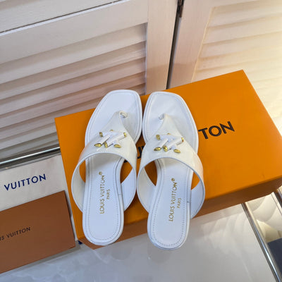 Louis Vuitton Shake Flat Thong Sandals