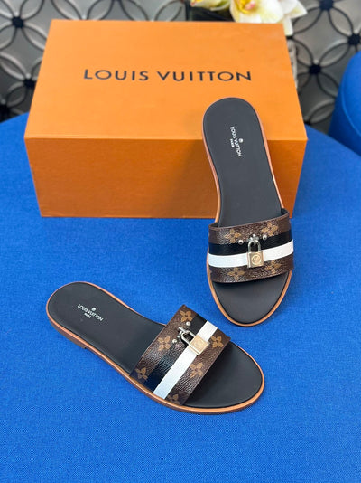 Louis Vuitton Lock It  Flat Mule