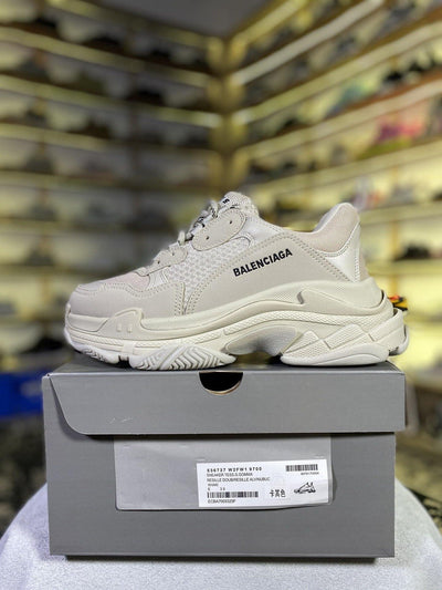 Balenciaga triple S Sneaker