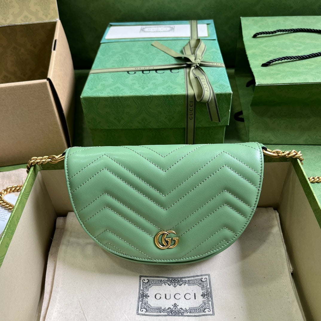 Gucci Marmont Matelasse Chain Mini Bag