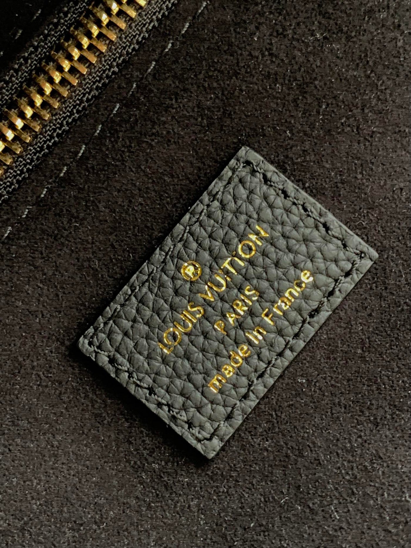 Louis Vuitton Neverfull MM Tote Bag