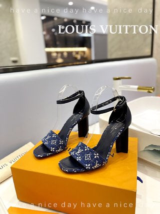 Louis Vuitton  Silhouette  Sandals