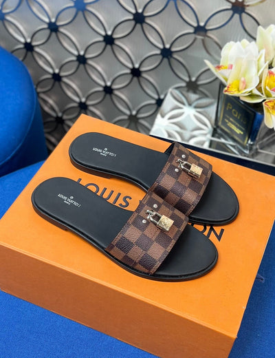 Louis Vuitton Lock It  Flat Mule