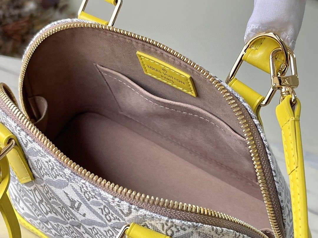 Louis Vuitton Alma BB Bag