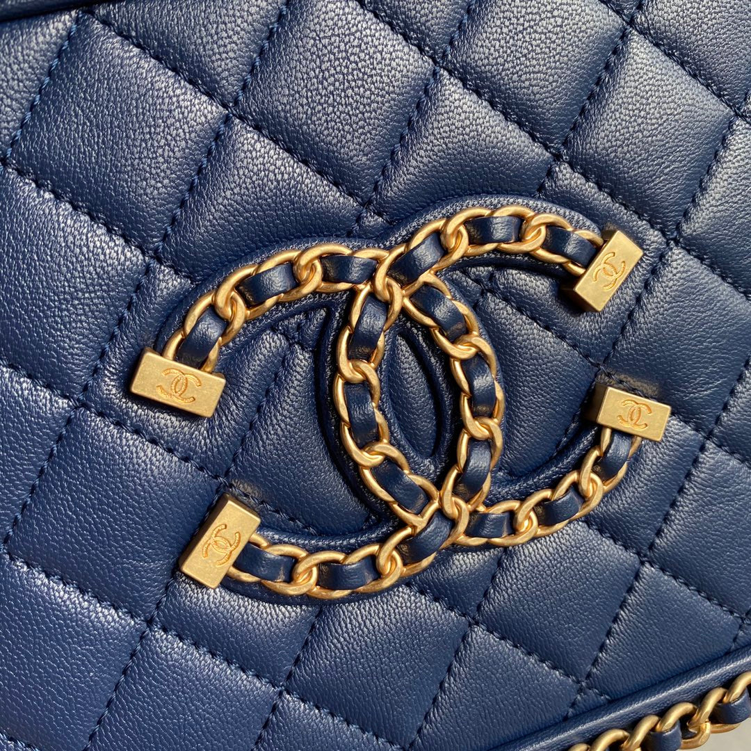 Chanel Caivar Filigree Vanity  Bag