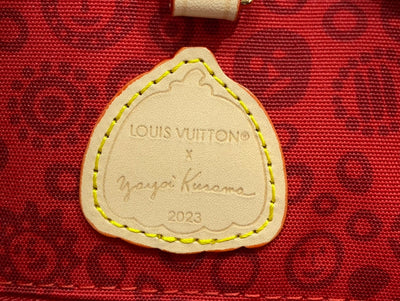 Louis Vuitton MM OnTheGo Bag