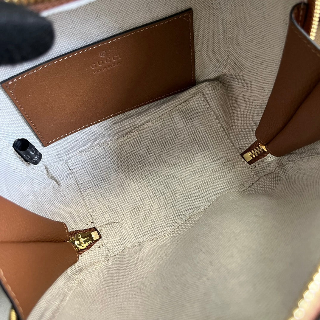 Gucci Blondie Top Handle  Bag