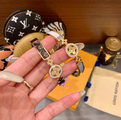 Louis Vuitton Bracelet Accessory