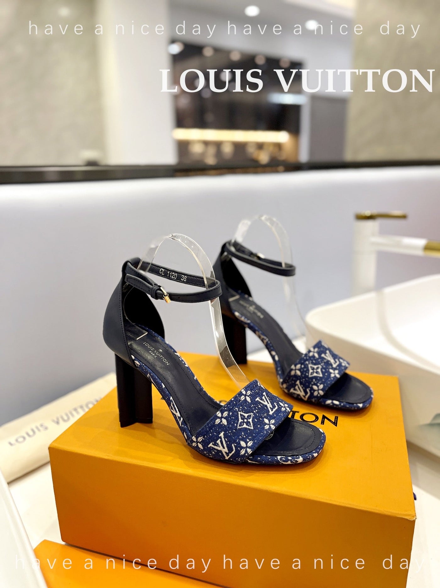 Louis Vuitton  Silhouette  Sandals