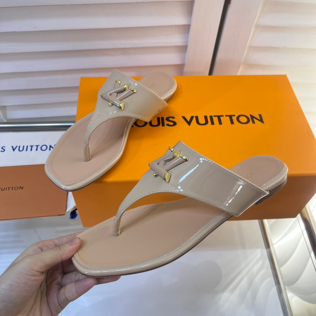 Louis Vuitton Shake Flat Thong Sandals