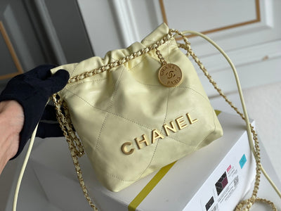 Chanel 22 Medium Handbag