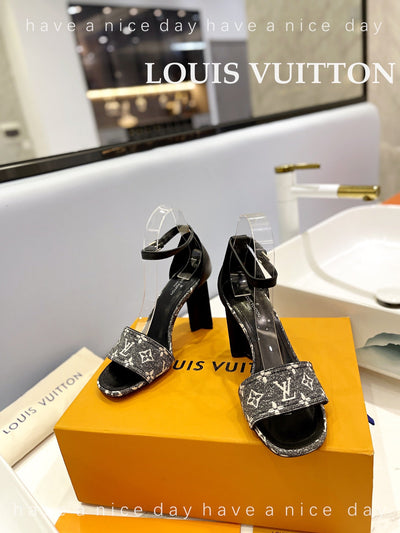 Louis Vuitton  Silhouette  Sandals