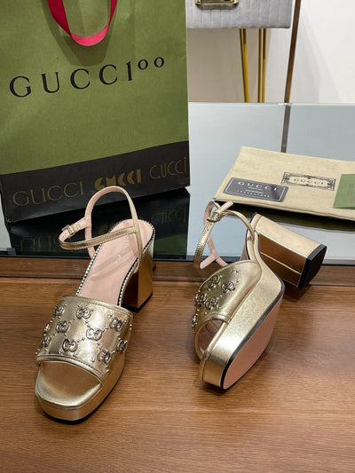 Gucci Interlocking G  Studs Sandal