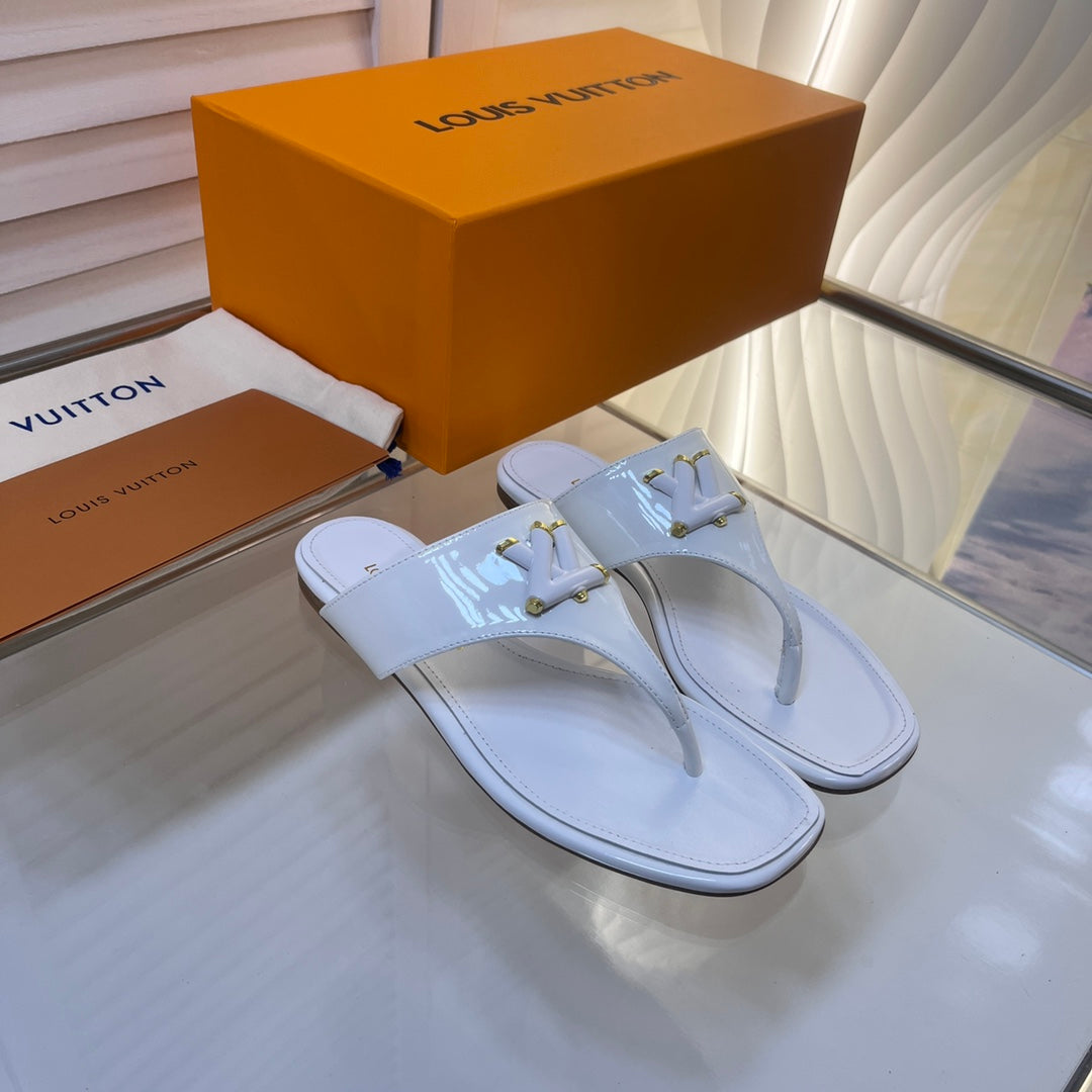 Louis Vuitton Shake Flat Thong Sandals