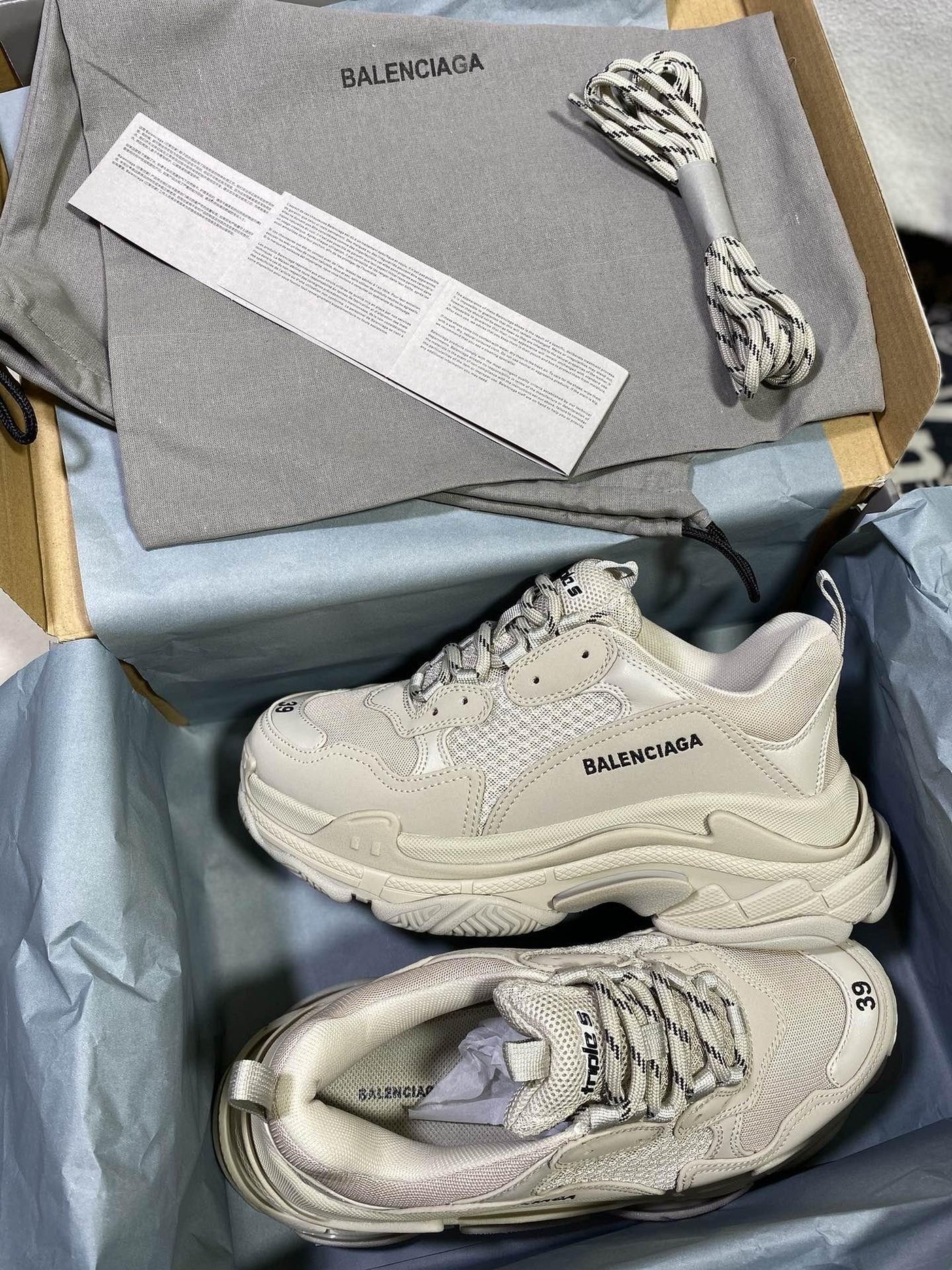 Balenciaga triple S Sneaker